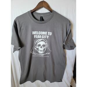 welcome to fear city t shirt size large asphalt gray
